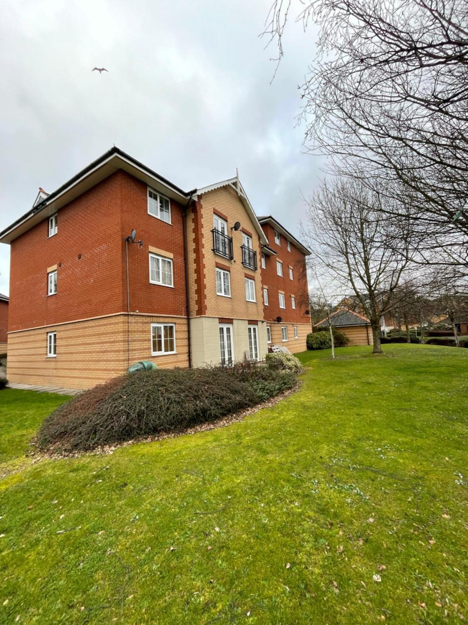 Spacious 3 Bedroom Duplex On Bay - Free Parking & Wifi By Ekliving Luxe Short Lets & Serviced