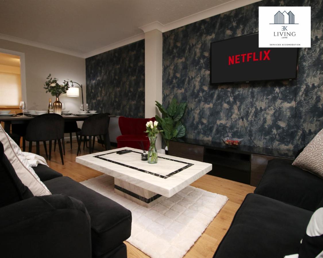 Apartment Spacious 3 Bedroom Duplex On Bay - Free Parking & Wifi By Ekliving Luxe Short Lets & Serviced *